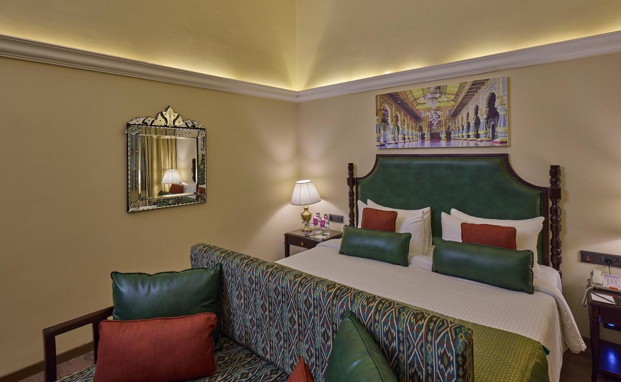 Royal Orchid Metropole Mysore Eksteriør bilde