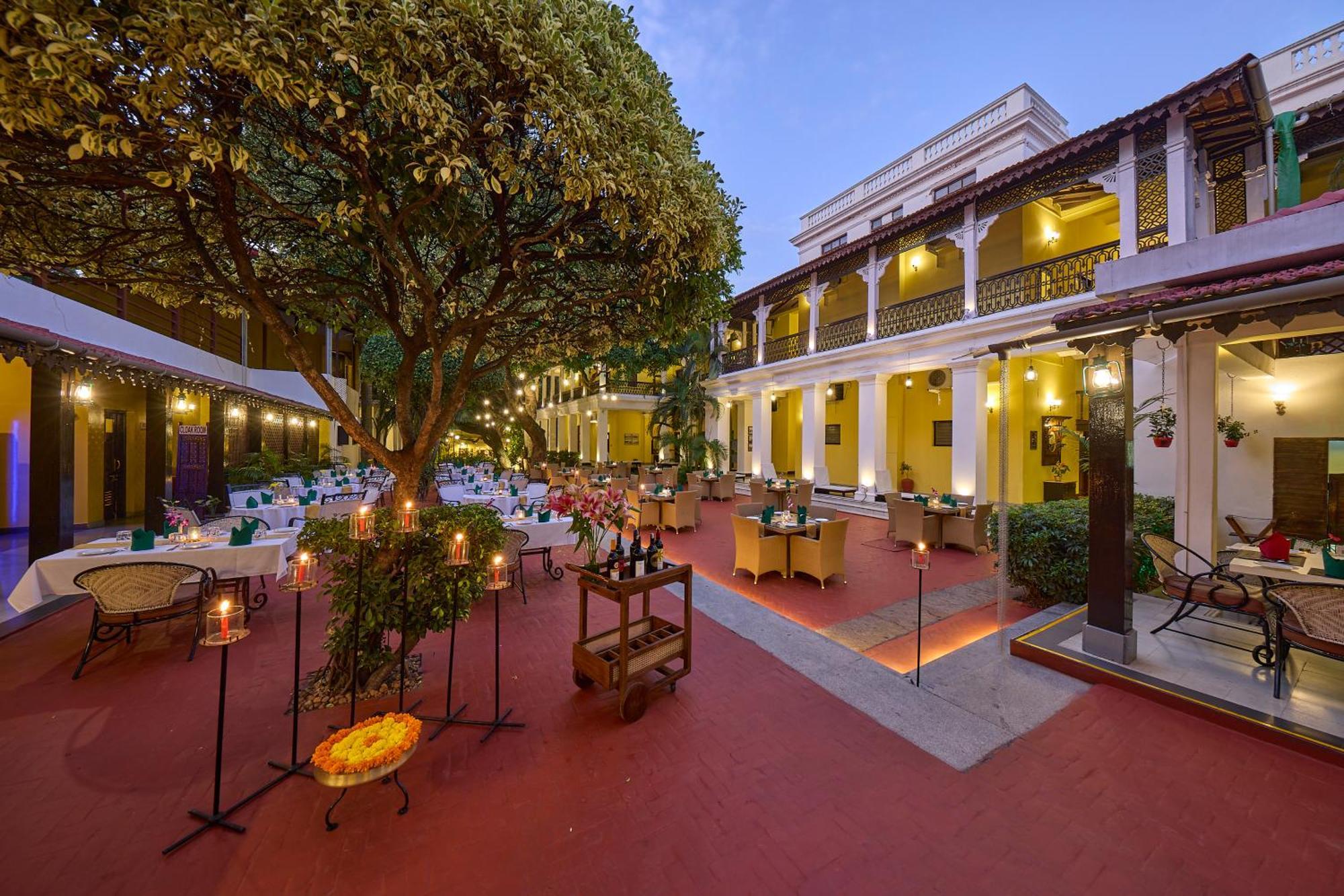 Royal Orchid Metropole Mysore Eksteriør bilde