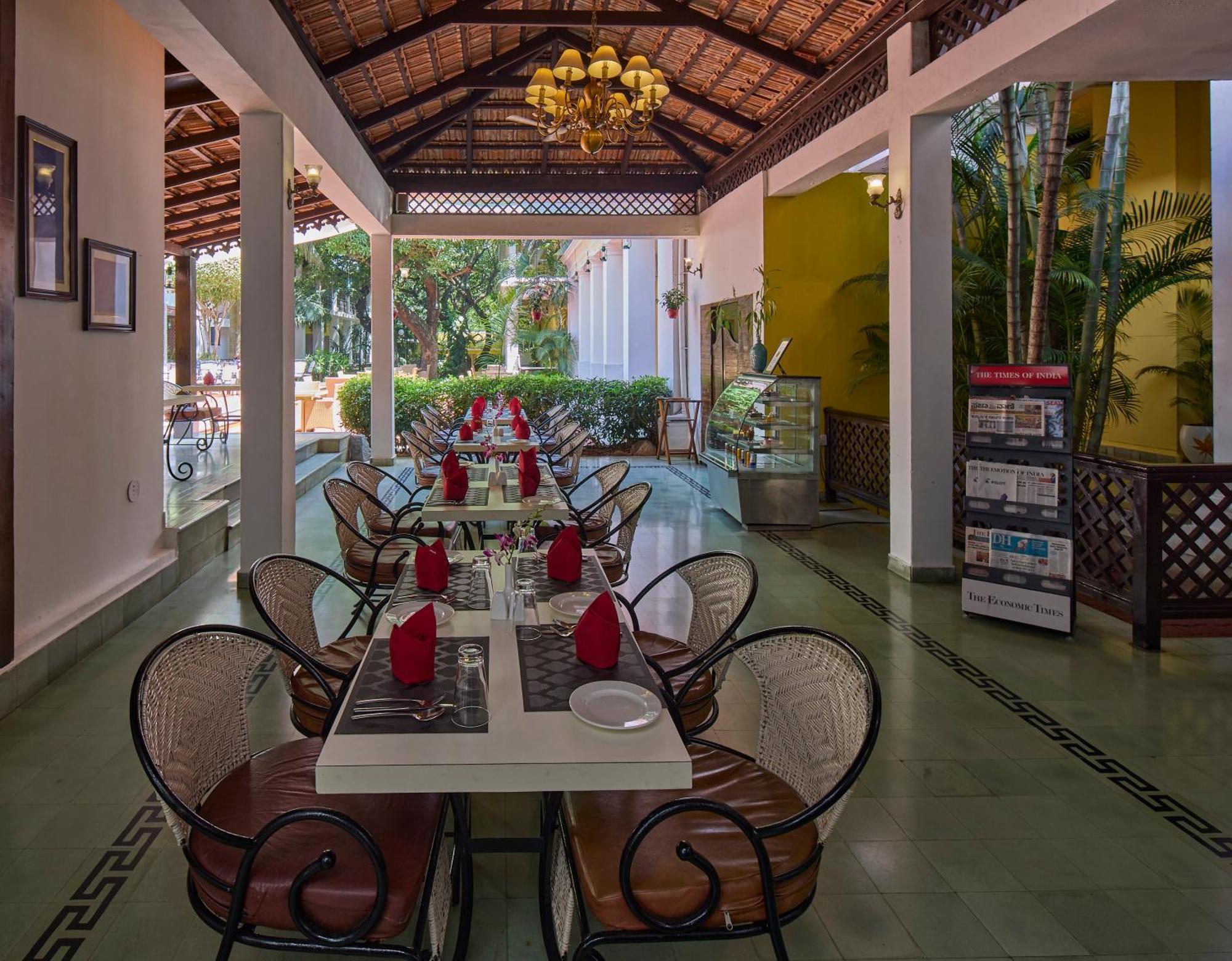 Royal Orchid Metropole Mysore Eksteriør bilde
